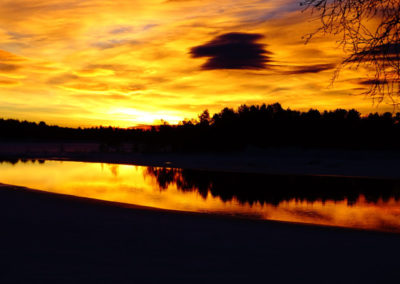 Sonnenuntergang Lappland Ruhe Abenteuer Cabins Urige Blockhütten zum Entspannen
