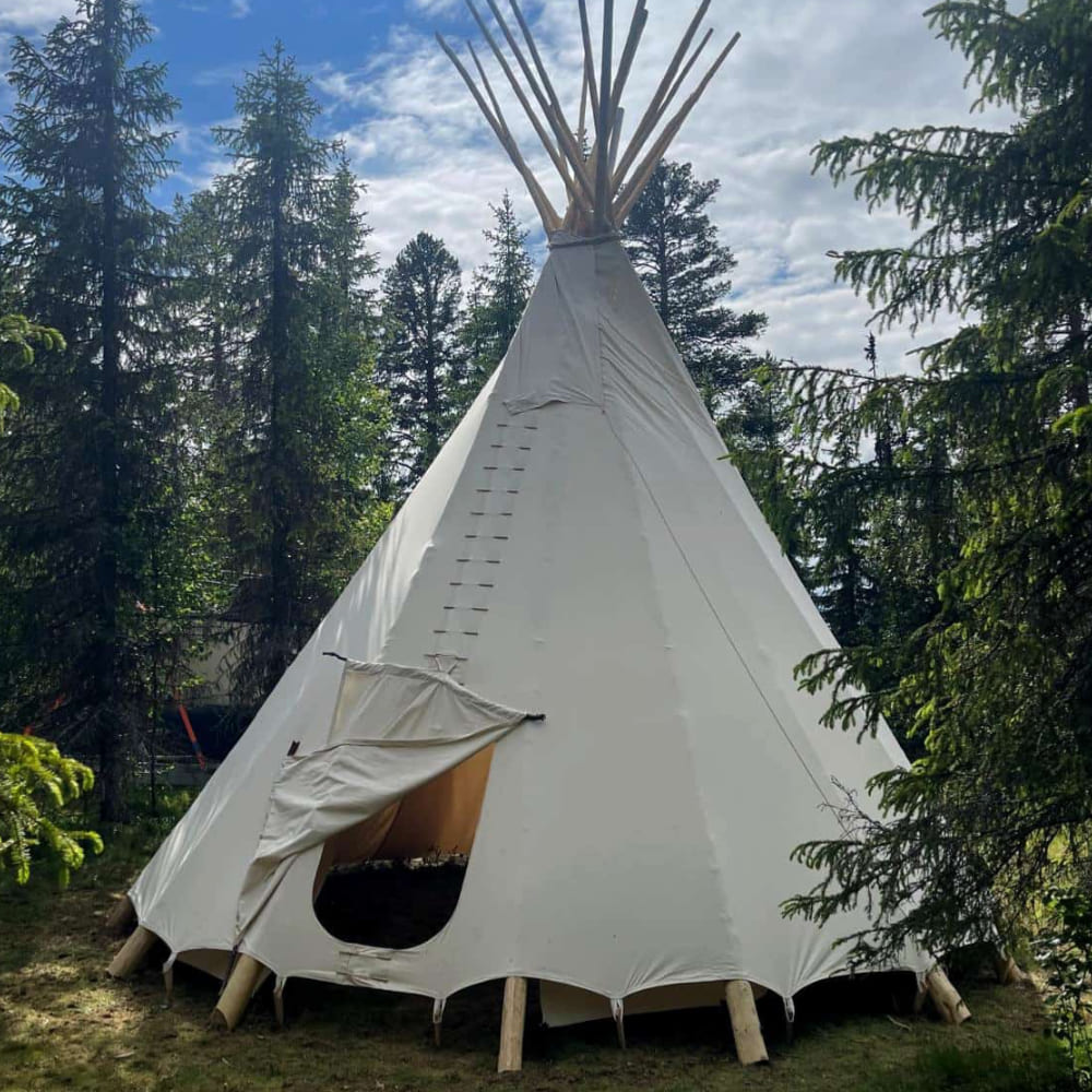 Zeltunterkuenfte Tipi
